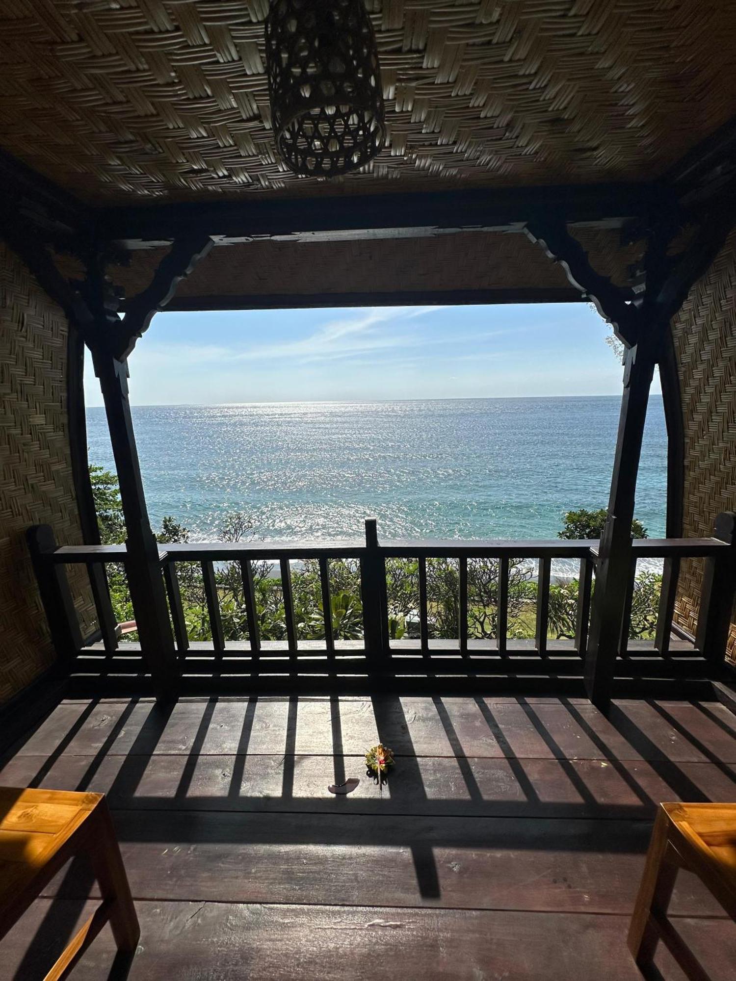 Stairway To Heaven Bungalows And Restaurant 아메드 객실 사진