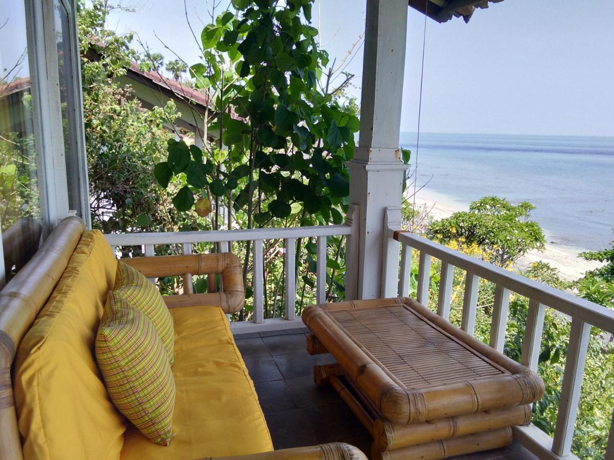 Stairway To Heaven Bungalows And Restaurant 아메드 외부 사진