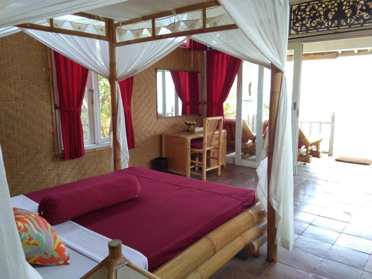 Stairway To Heaven Bungalows And Restaurant 아메드 외부 사진